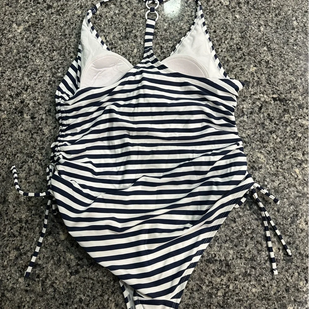 Kona Sol Swimsuit - XL - Picture 7 of 10